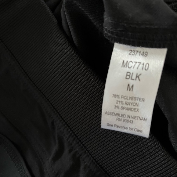 Med Couture Touch Women's Jogger Yoga Pant - Picture 12 of 15